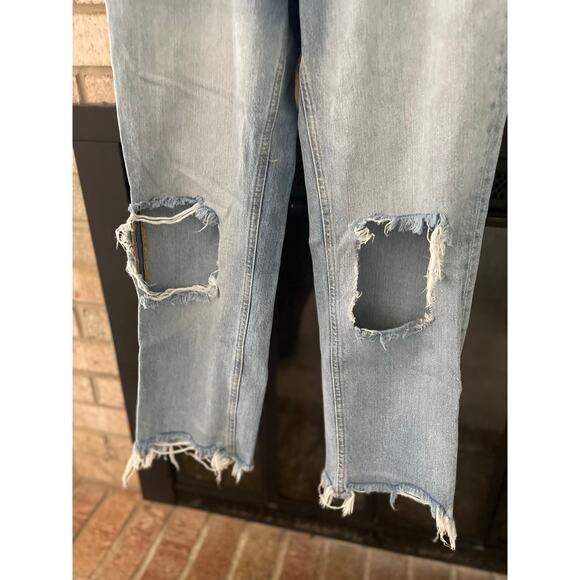 Free People Maggie Ripped Crop Baggy Jeans Size 26 Busted Knee Distressed - Picture 6 of 10
